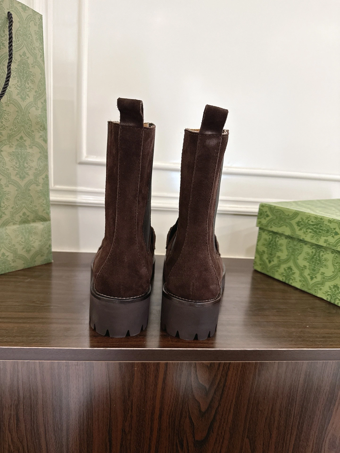 COCO-- 6u33i 834770 AAE73 2046 Calfskin Heel height：4.5cm item:E-X000I1306